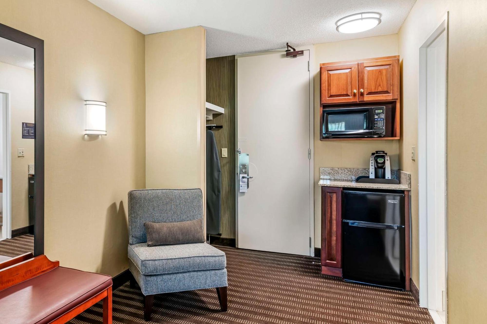 Best Western Springfield Hotel Экстерьер фото